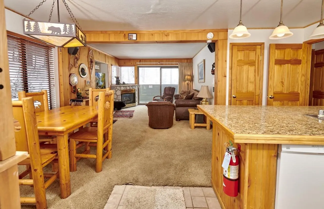 St Anton Wooded View 1-Bedroom Condos With Complimentary Hot Drinks Mammoth Lakes United States