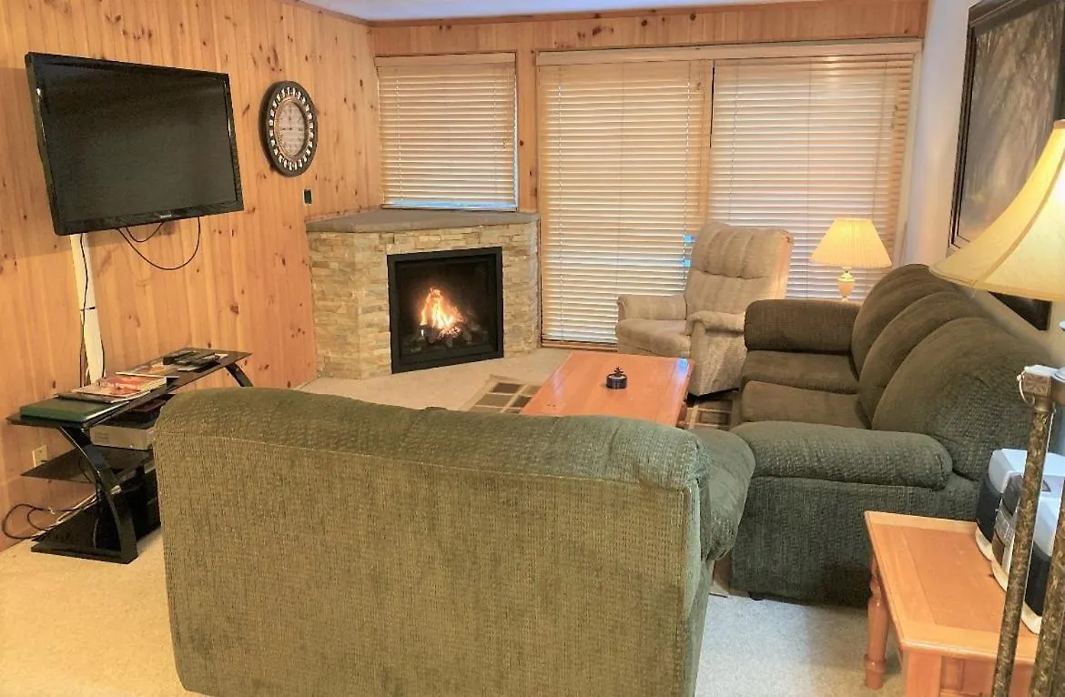 St Anton Wooded View 1-Bedroom Condos With Complimentary Hot Drinks Mammoth Lakes 0*,